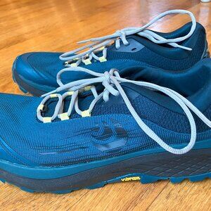 Topo Athletic Pursuit Road Running Shoes - Men's 9.5 blue/navy